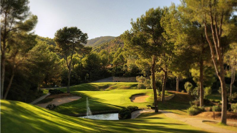 PGA GOLF CATALUNYA PGA GOLF CATALUNYA