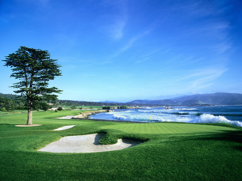 Pebble Beach Golf Links Hole 18 (c) Joann Dost